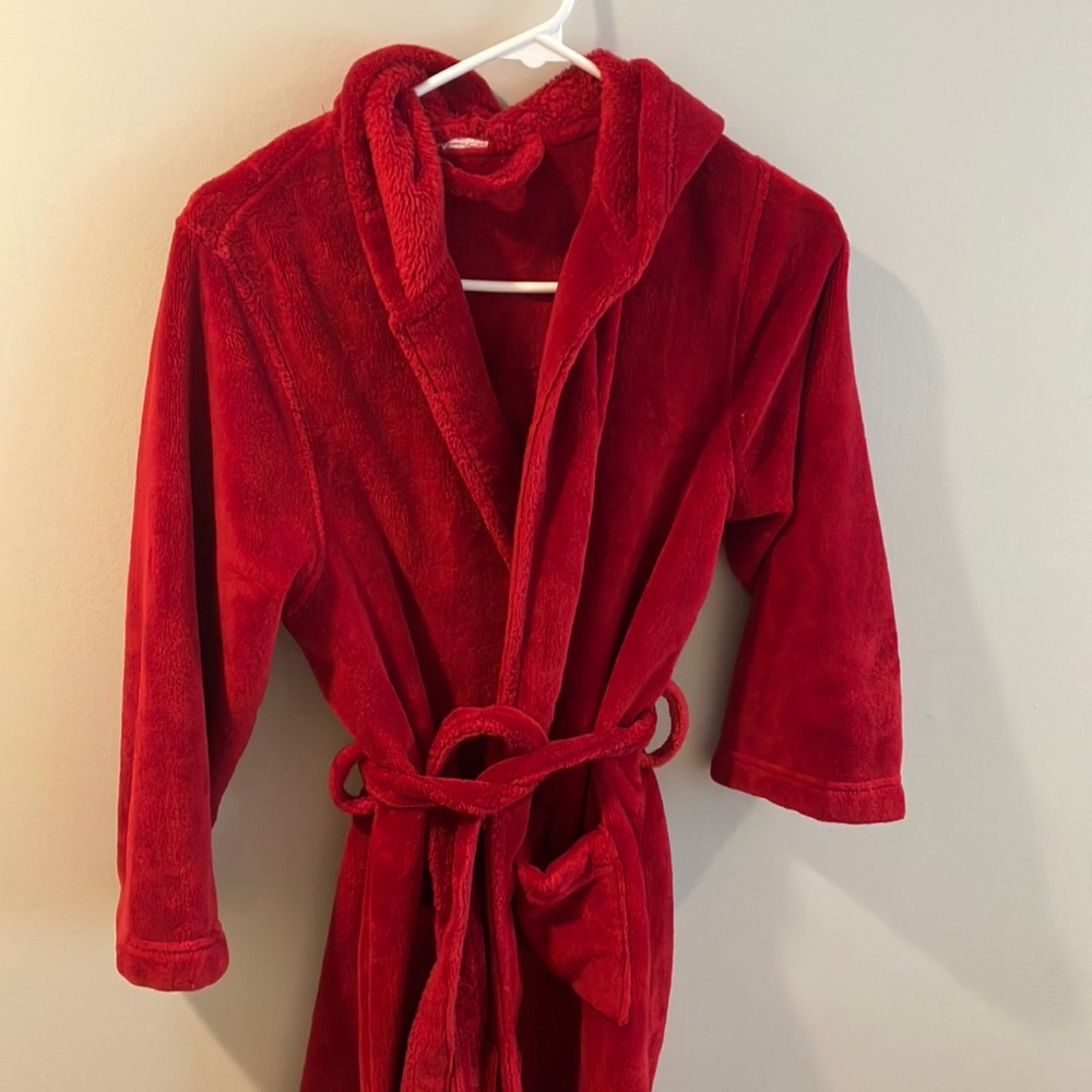 Cozy Red Hooded Kids Robe